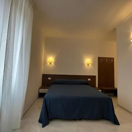 Giovanni Πανσιόν